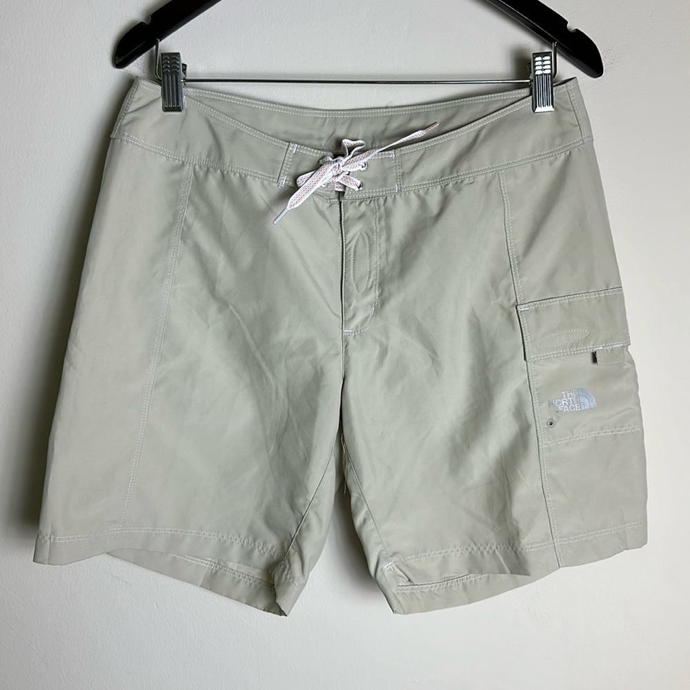 The North Face Women’s Long Hiking‎ Shorts